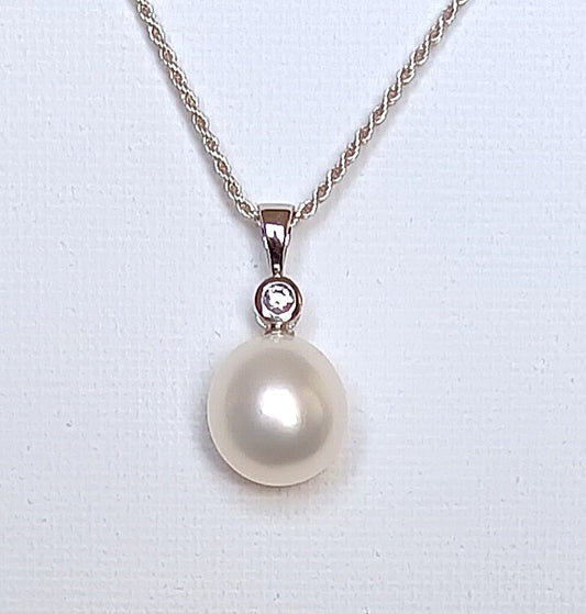 Freshwater Oval Pearl Pendant set in Sterling Silver & decorated with Cubic Zirconia