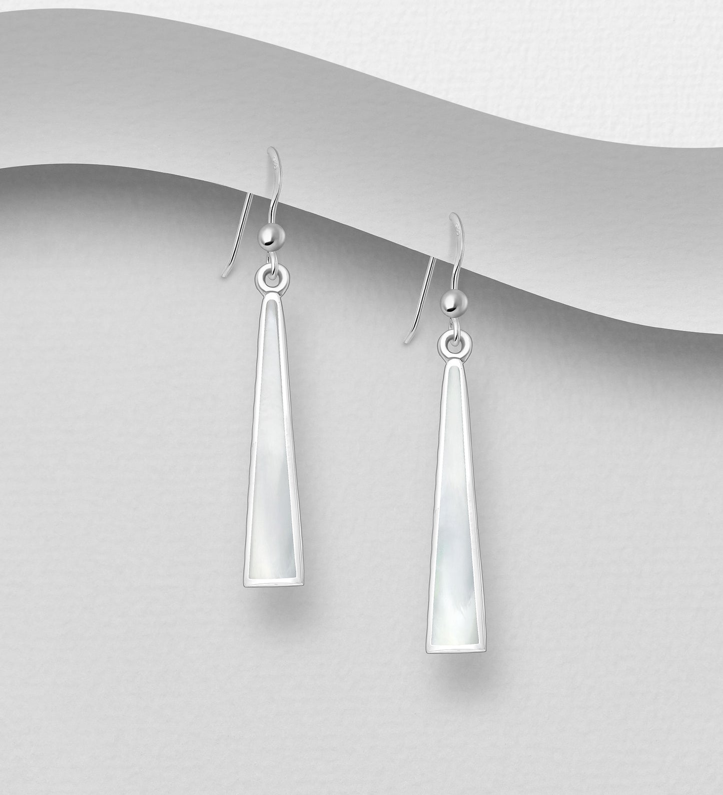 Sterling Silver Earrings decorated with Mother of Pearl shell