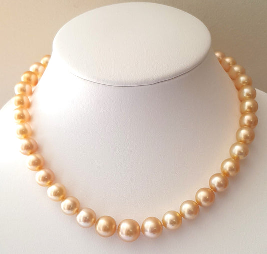 Elegant Golden South Sea Round Pearl Necklace