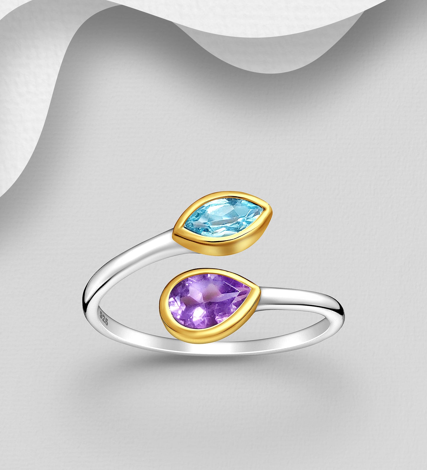 Sterling Silver Ring decorated with Topaz & Amethyst